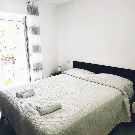 Eden Just A Few Minutes From Maggiore