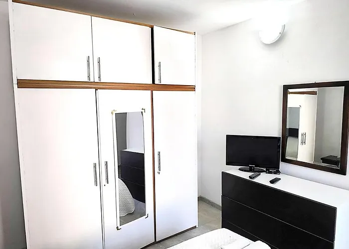 Apartament Eden Just A Few Minutes From Maggiore *