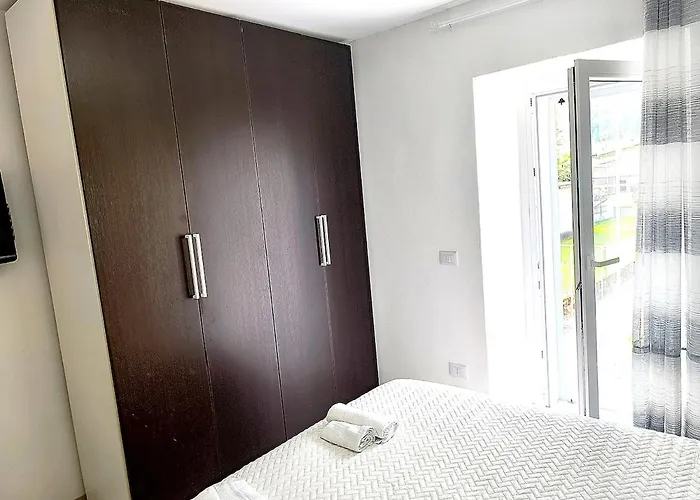 Apartament Eden Just A Few Minutes From Maggiore