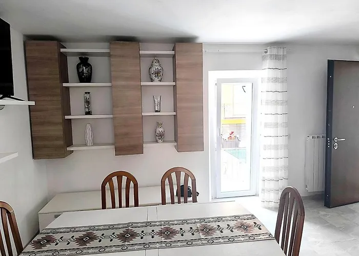 Eden Just A Few Minutes From Maggiore Apartament *